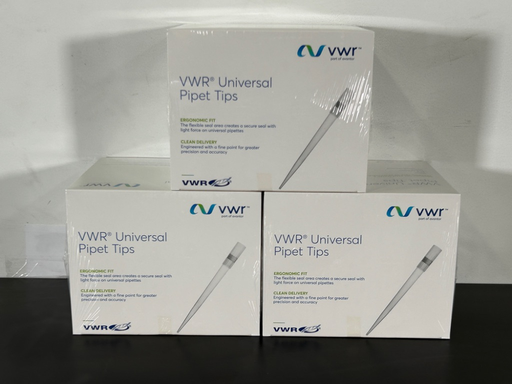 Image of VWR Univeral Pipet Tips - Quantity 3